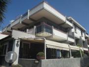 Case e ville in vendita di 228 m² in Via Mario Altamura