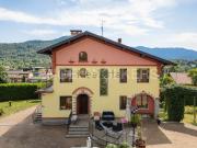 Case e ville in vendita di 228 m² in Via Sasso Morone