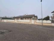 Case e ville in vendita di 229 m² in Via Calzavara