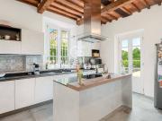 Case e ville in vendita di 229 m² in Via del Garbini, 50