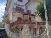 Case e ville in vendita di 229 m² in Via G. Marconi, 15