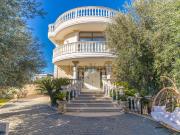 Case e ville in vendita di 230 m² in Largo Monreale