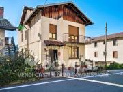 Case e ville in vendita di 230 m² in Via alle Grigne, 8