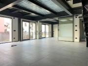 Case e ville in vendita di 230 m² in Via Brunico, 5