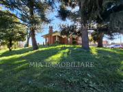 Case e ville in vendita di 230 m² in Via Carlo Porta, 8