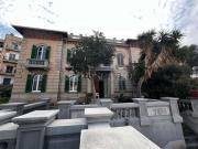 Case e ville in vendita di 230 m² in Via Demetrio Tripepi