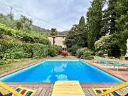 Case e ville in vendita di 230 m² in Via di Vicopelago