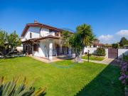 Case e ville in vendita di 230 m² in Via Enopide di Chio