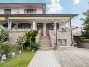 Case e ville in vendita di 230 m² in Via Giacomo...