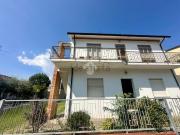 Case e ville in vendita di 230 m² in Via Giuseppe...