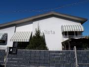 Case e ville in vendita di 230 m² in Via Gorizia