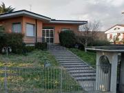 Case e ville in vendita di 230 m² in Via Leonardo da...