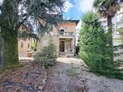 Case e ville in vendita di 230 m² in Via Milano, 22