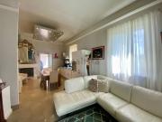 Case e ville in vendita di 230 m² in Via per Camaiore