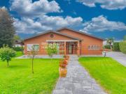 Case e ville in vendita di 230 m² in Via Roncaccio