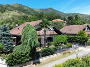 Case e ville in vendita di 230 m² in Via Varisella, 13