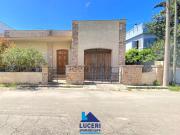 Case e ville in vendita di 231 m² in Via Gioacchino Rossini