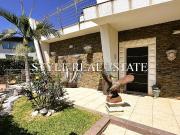 Case e ville in vendita di 231 m² in Viale Epipoli, 81