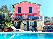 Case e ville in vendita di 232 m² in Via San Giacomo, 11