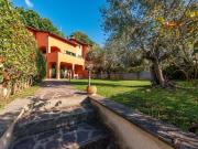 Case e ville in vendita di 235 m² in Via di Fontana Vecchia