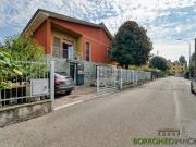 Case e ville in vendita di 236 m² in Via Solferino, 1