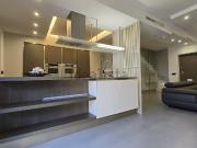 Case e ville in vendita di 237 m² in Via Roma