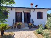 Case e ville in vendita di 238 m² in Via Guglielmo...