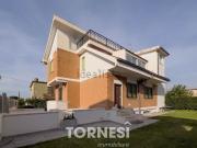 Case e ville in vendita di 238 m² in Via san Felice