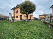 Case e ville in vendita di 239 m² in Via Claudio...