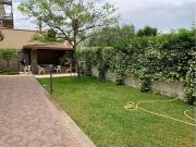 Case e ville in vendita di 240 m²