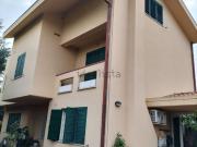 Case e ville in vendita di 240 m² in Corso Villa San...