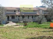 Case e ville in vendita di 240 m² in Strada Provinciale 75