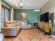 Case e ville in vendita di 240 m² in Via Afrodite, 14