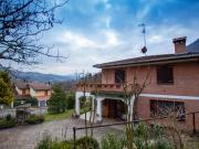 Case e ville in vendita di 240 m² in Via Allocco