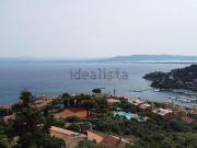 Case e ville in vendita di 240 m² in Via della Grotta Case e ville in vendita di 240 m² in Via della Grotta