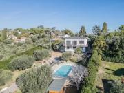 Case e ville in vendita di 240 m² in Via delle Rose, 21