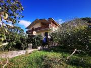 Case e ville in vendita di 240 m² in Via delle tortore, 24