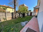 Case e ville in vendita di 240 m² in Via Doberdò, 8