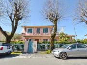 Case e ville in vendita di 240 m² in Via Giorgini