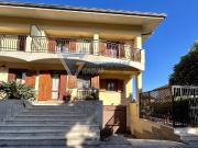 Case e ville in vendita di 240 m² in Via Paolo Rio