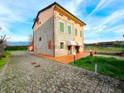 Case e ville in vendita di 240 m² in Via Romana Ovest