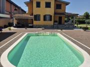 Case e ville in vendita di 240 m² in Via Santa Maria...