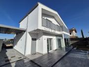 Case e ville in vendita di 240 m² in Via Tuscolana, 110