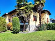 Case e ville in vendita di 244 m² in Via Cesare Battisti