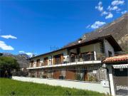 Case e ville in vendita di 244 m² in Via Roma