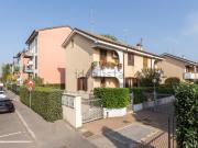 Case e ville in vendita di 245 m² in Via Lorenzini