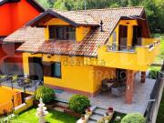 Case e ville in vendita di 246 m² in Via Braida Vecchia, 61