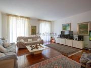 Case e ville in vendita di 246 m² in Via Giambattista...