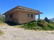 Case e ville in vendita di 246 m² in Via Linea Ferrata