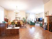 Case e ville in vendita di 246 m² in Via Vaprio